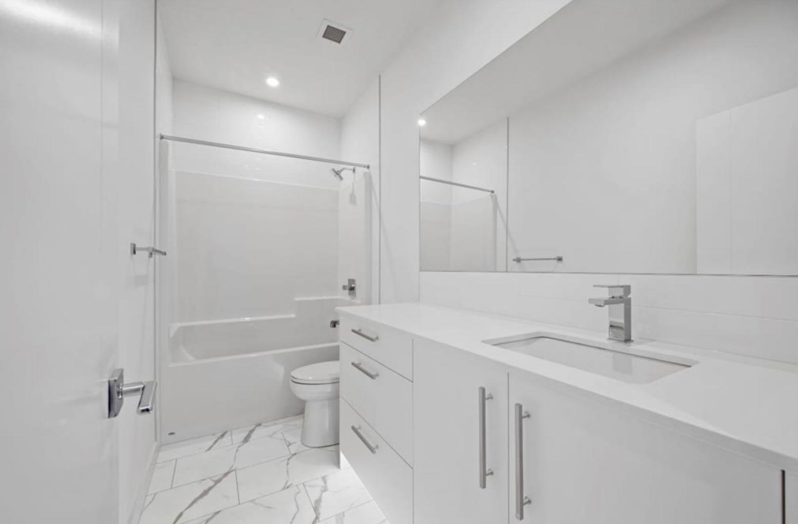 102, 8370 Broadcast Avenue SW