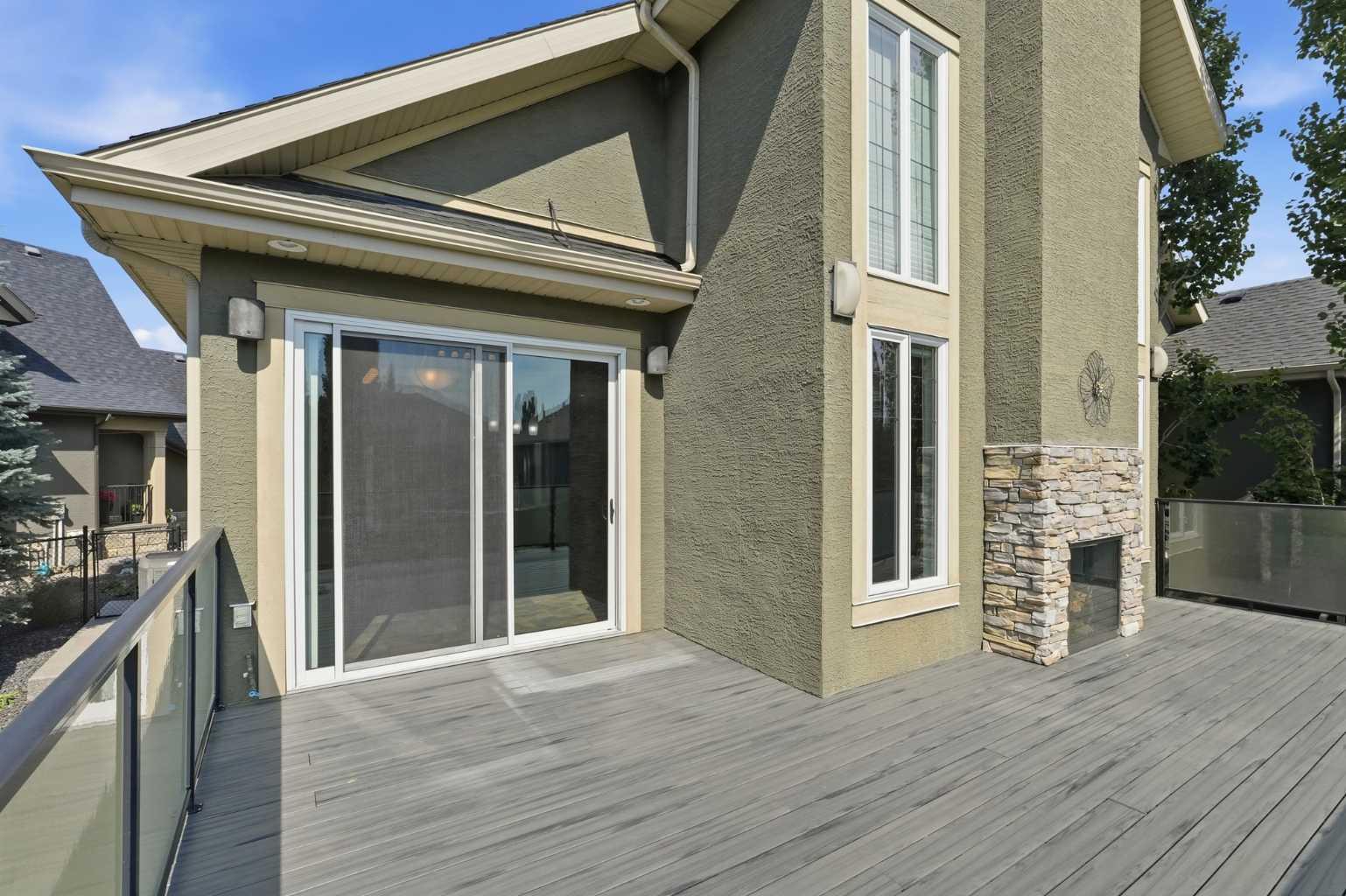 242 Cranleigh Place SE