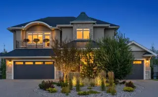 41 Damkar Drive 