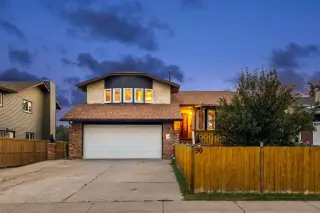 90 Glenhill Drive 