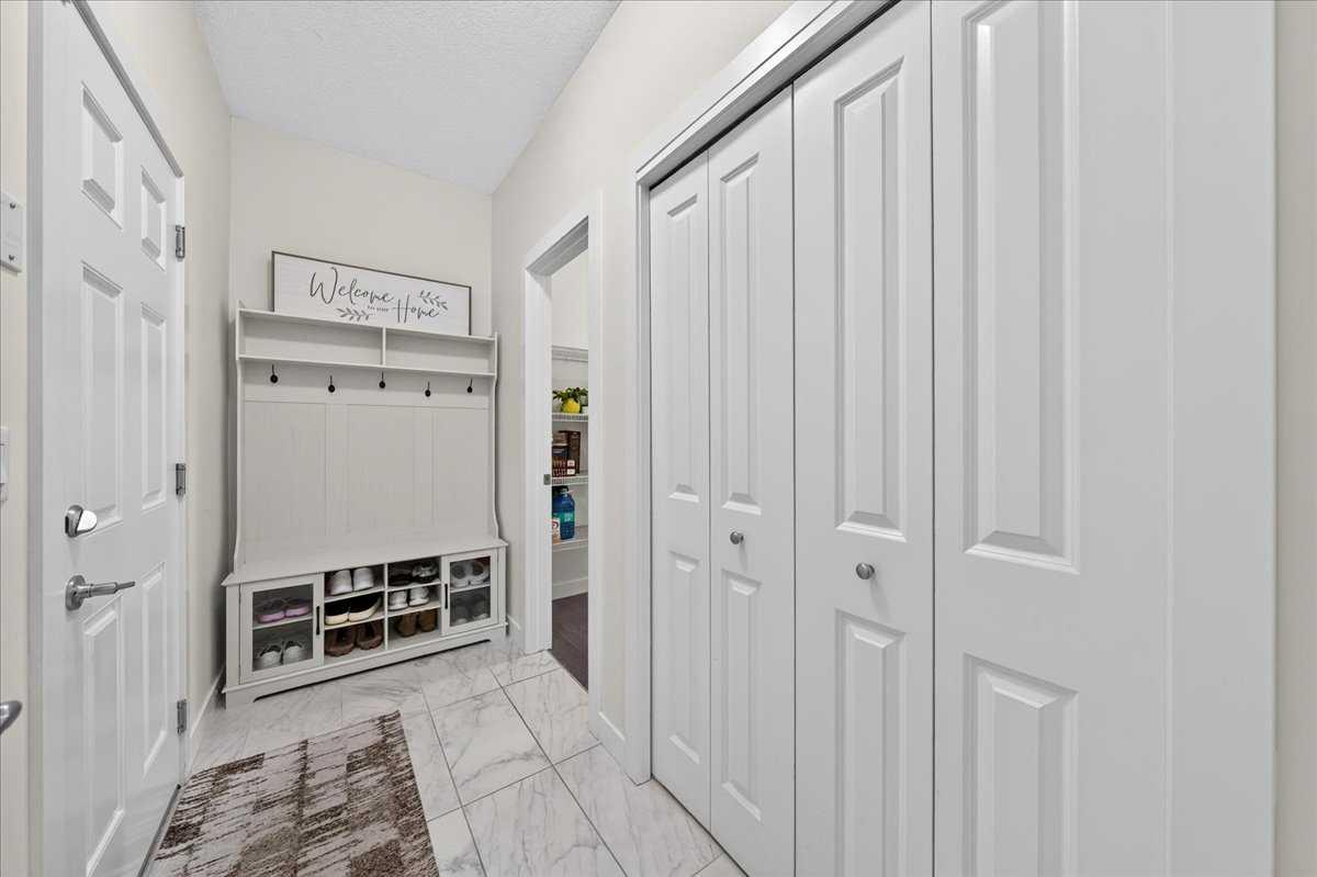 135 Bayview Circle SW