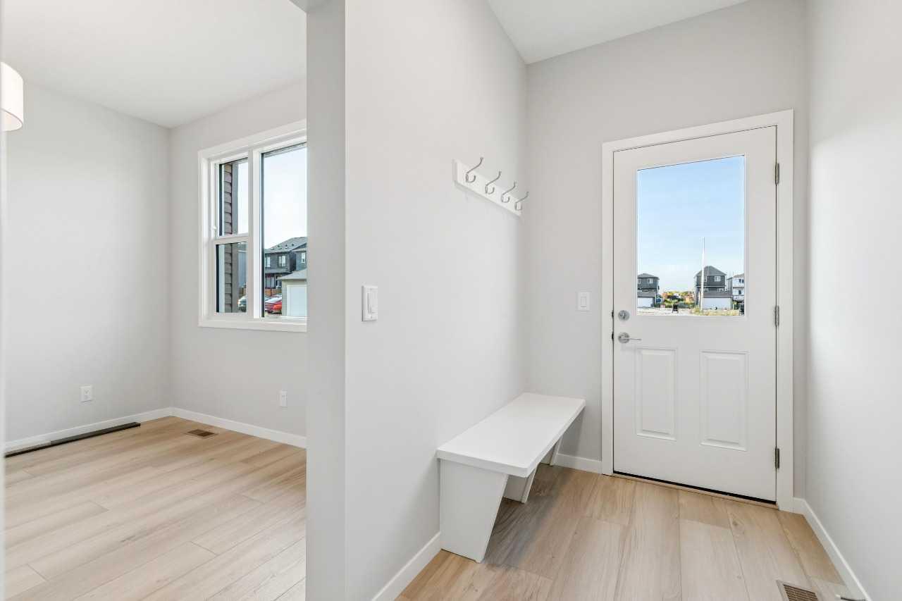58 Creekview Avenue 