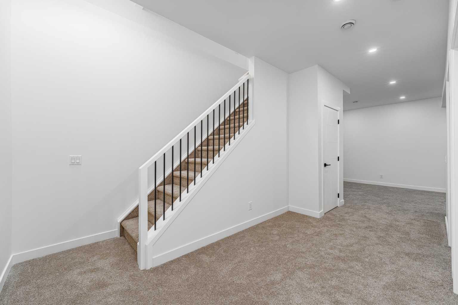 423 Hendon Drive NW