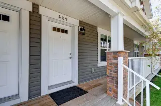 409 Cranberry Park SE