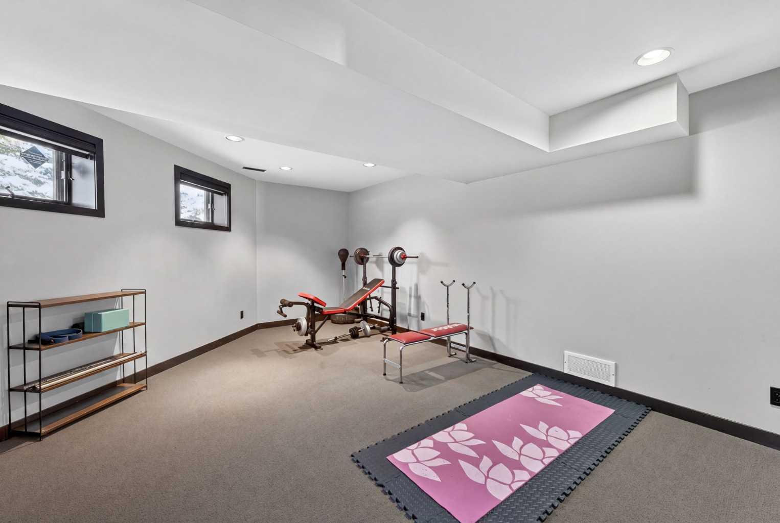 43 Westbluff Place 
