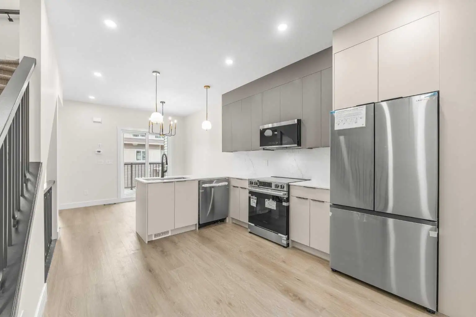 301, 67 Panatella Square NW