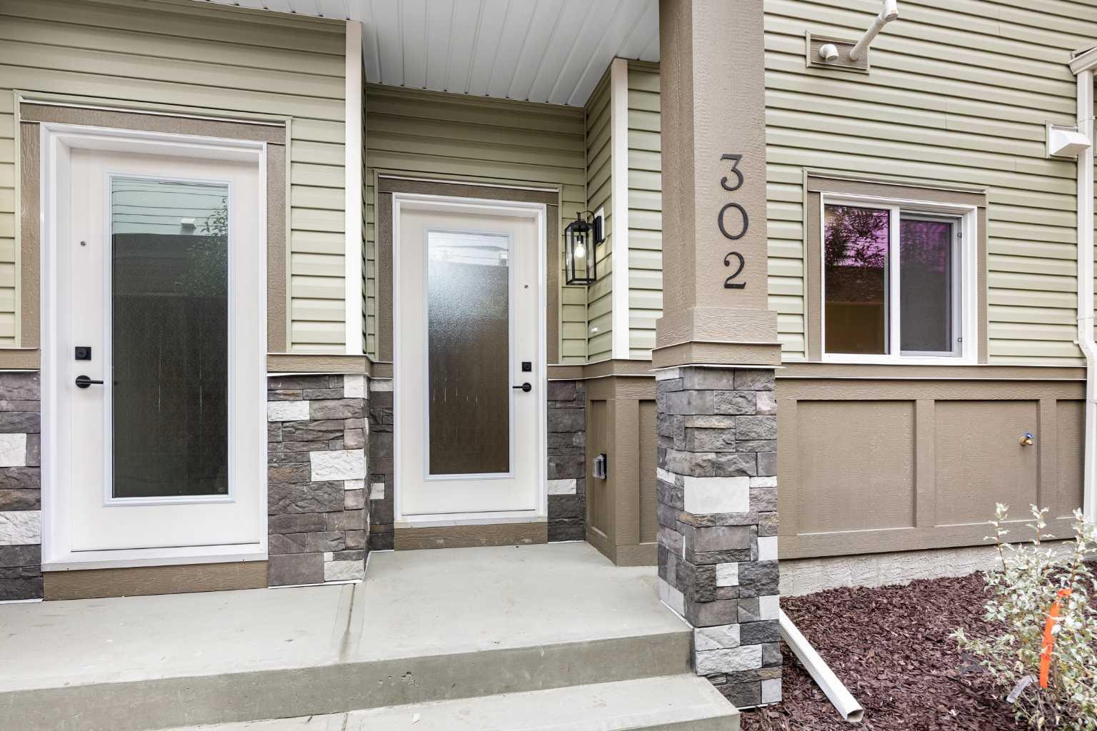 302, 67 Panatella Square NW