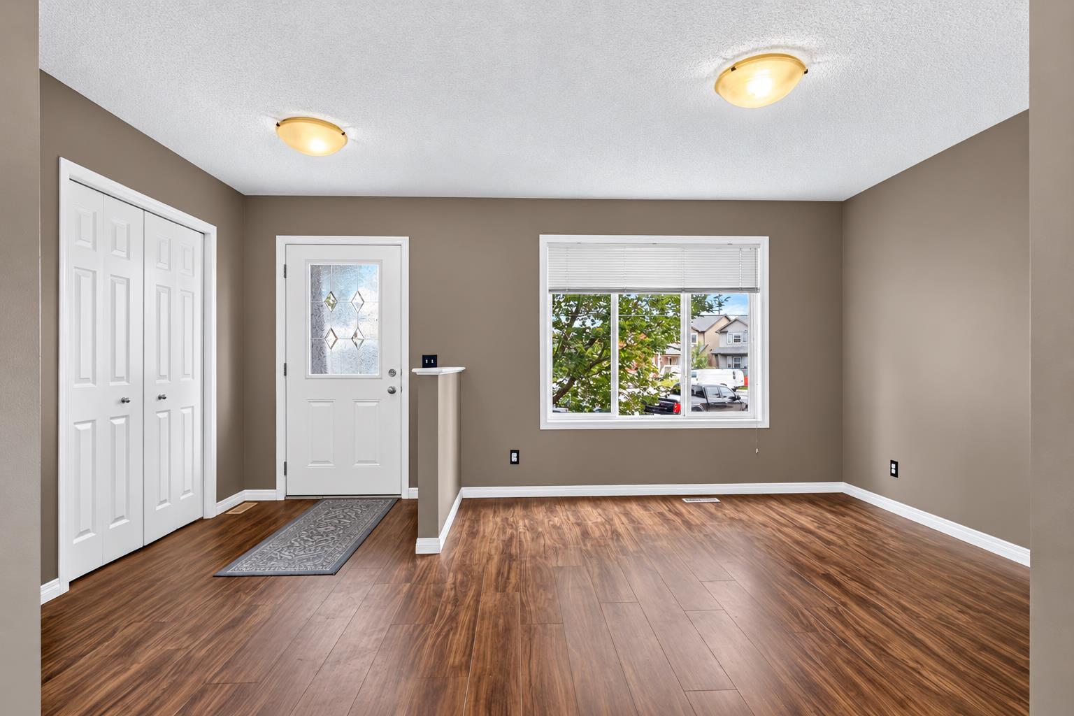 11 Saddlebrook Mews NE