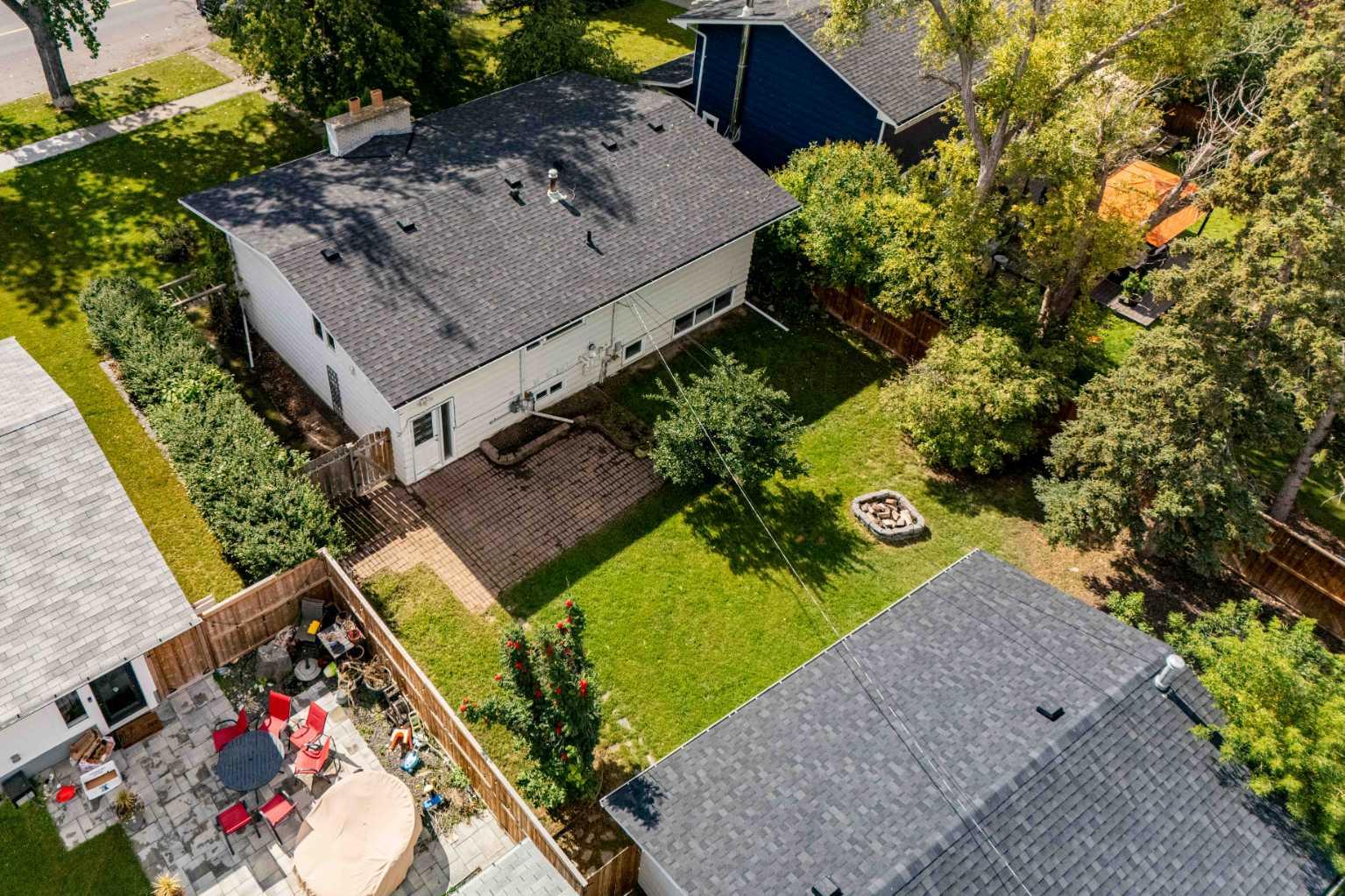 532 Willow Park Drive SE