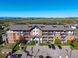 2203, 15 Sunset Square 
