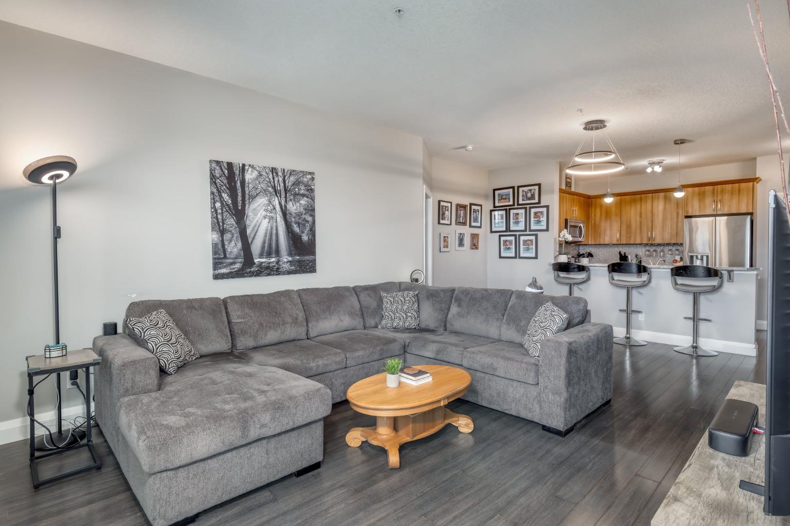 2203, 15 Sunset Square 