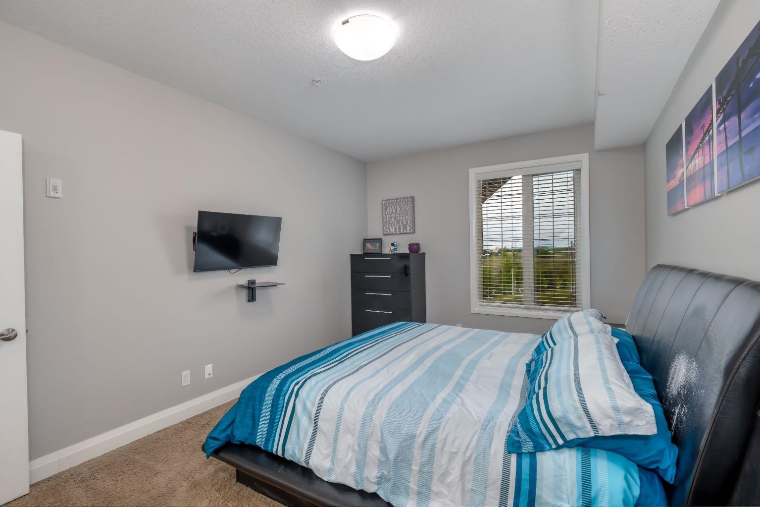 2203, 15 Sunset Square 