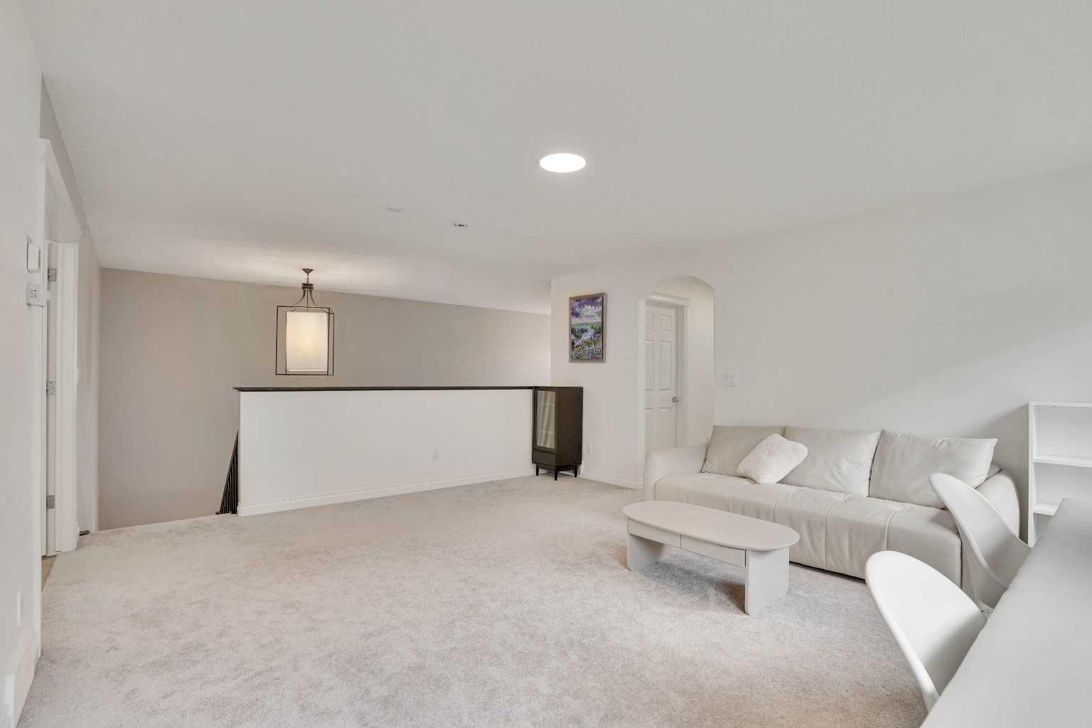 85 evansborough Way NW