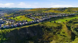 310 Gleneagles View 