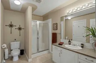 310 Gleneagles View 