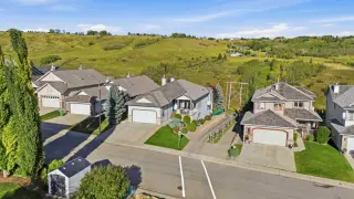 310 Gleneagles View 