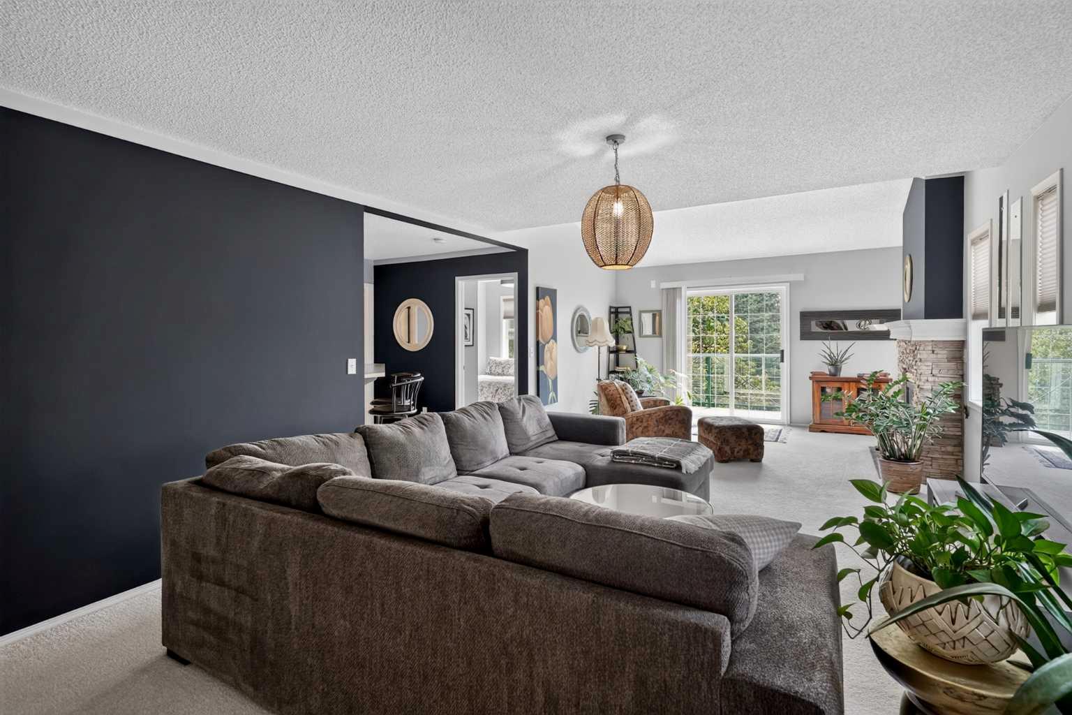 204, 39 Hidden Creek Place NW