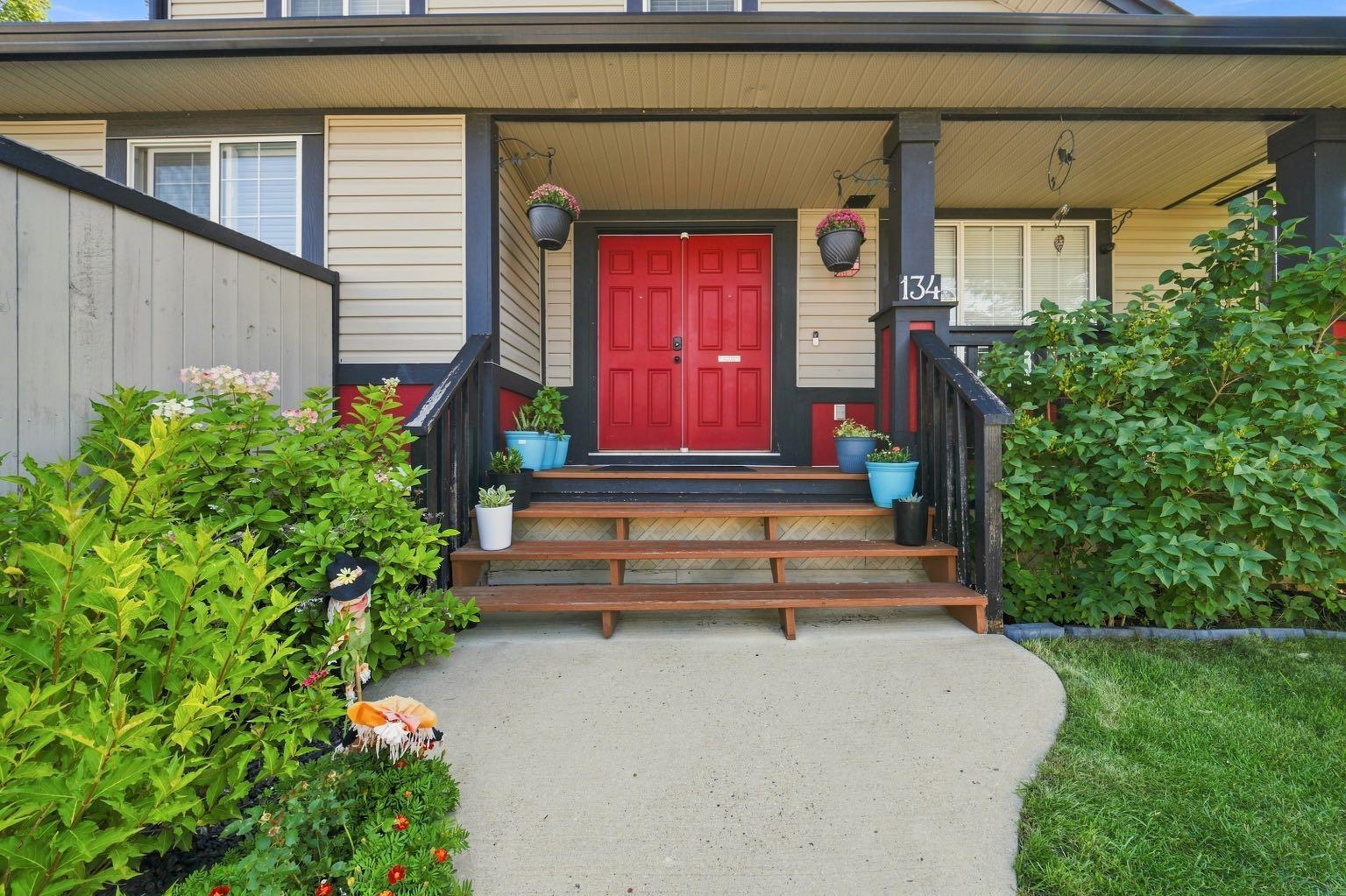 134 Luxstone Road SW