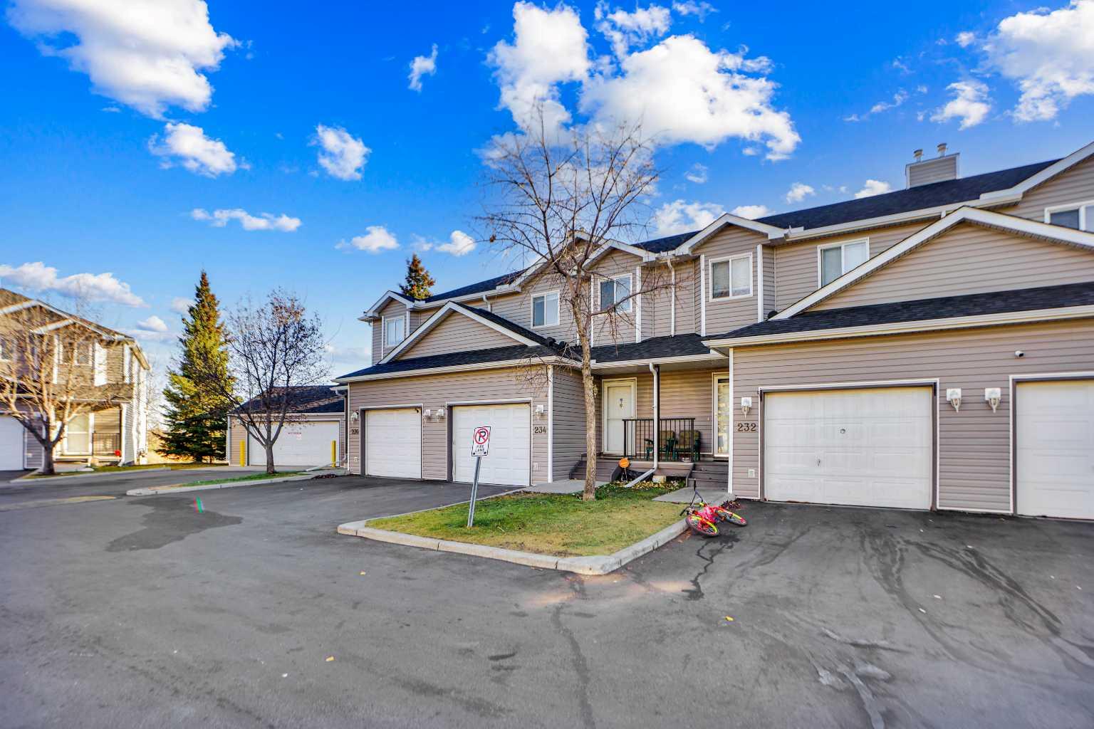 234 Taracove Place NE