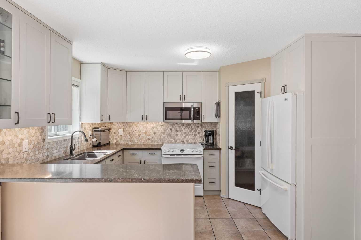 118 Lakeview Shores 
