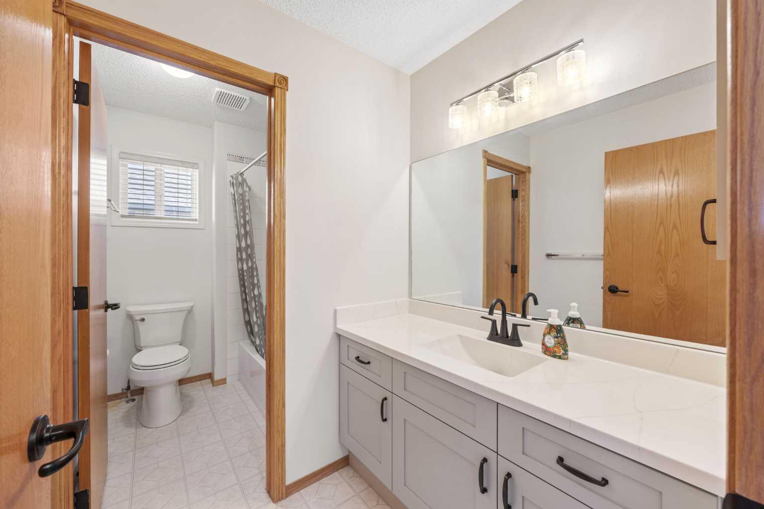 118 Lakeview Shores 