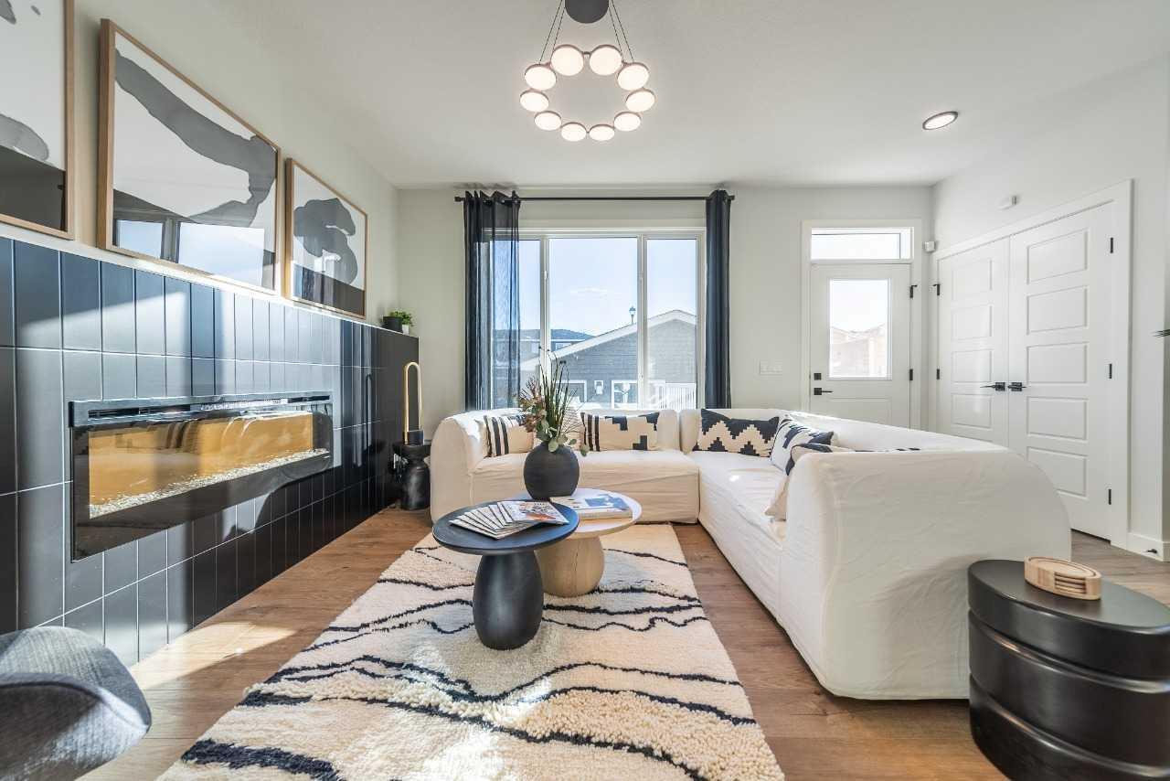 609 Lambeau Link SE