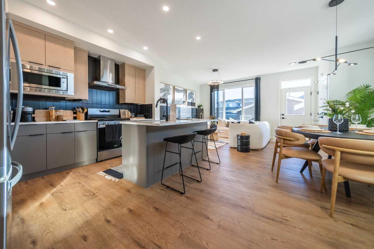 609 Lambeau Link SE
