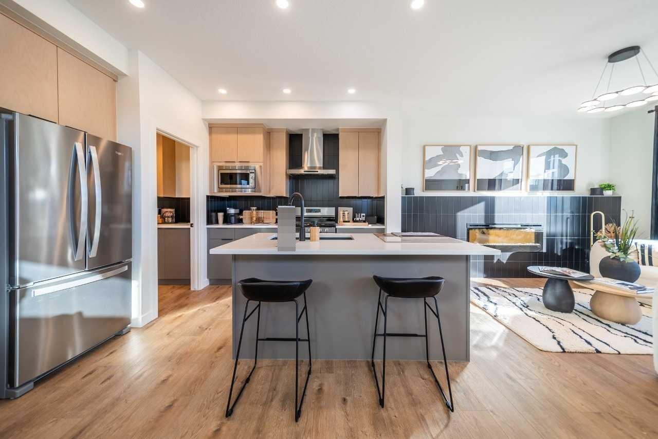 609 Lambeau Link SE