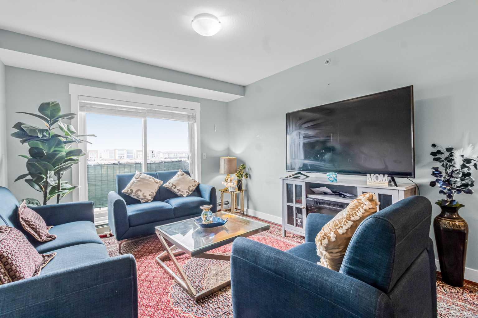 5404, 302 Skyview Ranch Drive NE