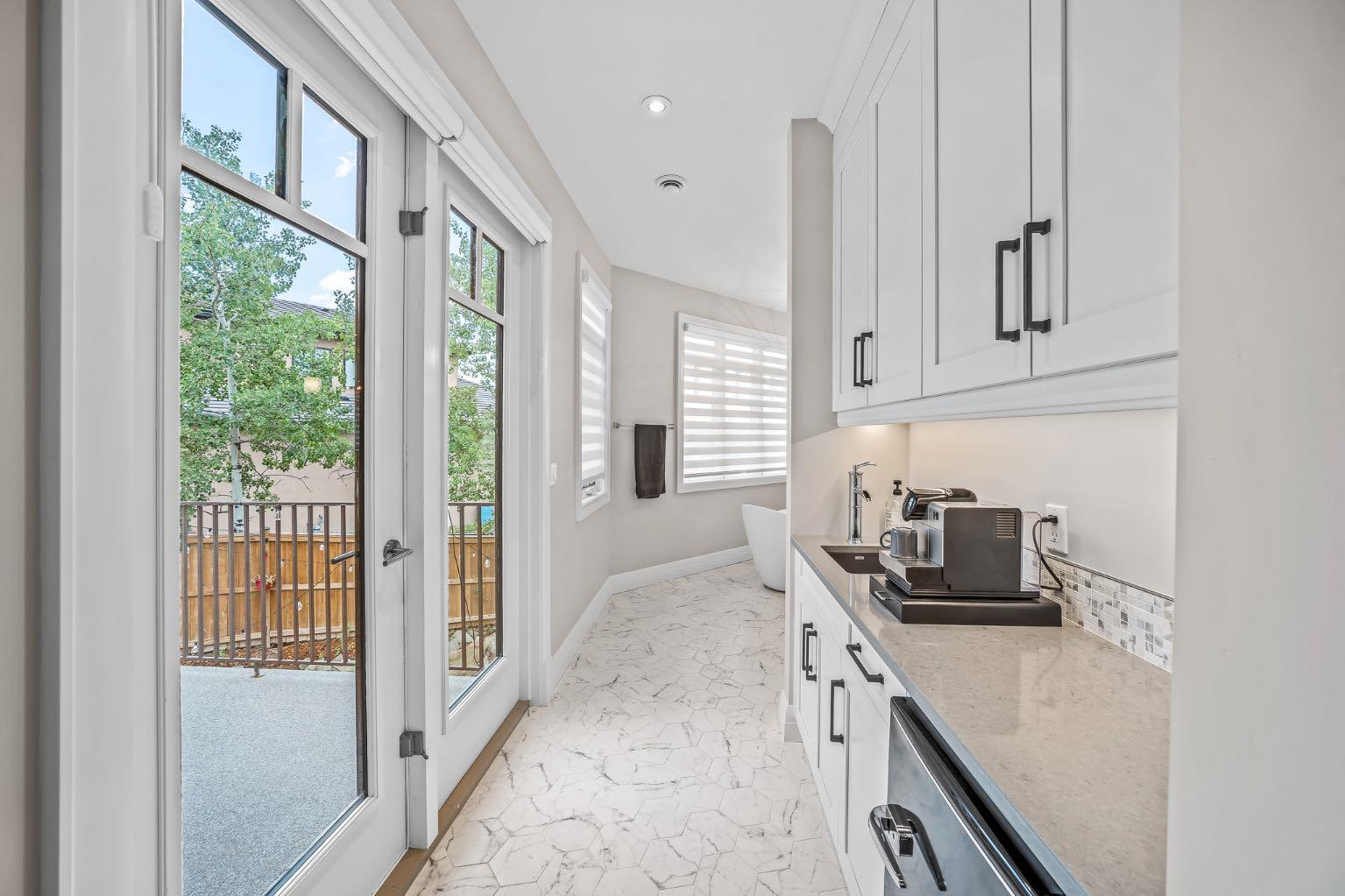 11 Elveden Place SW