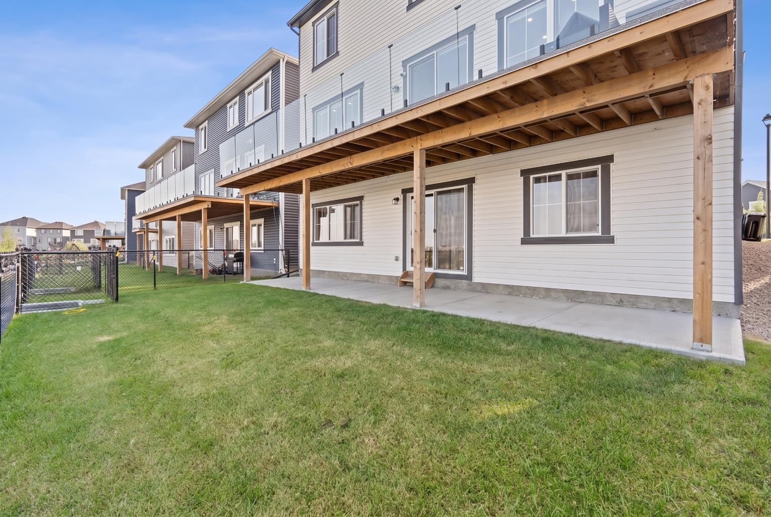 232 Windrow Link SW
