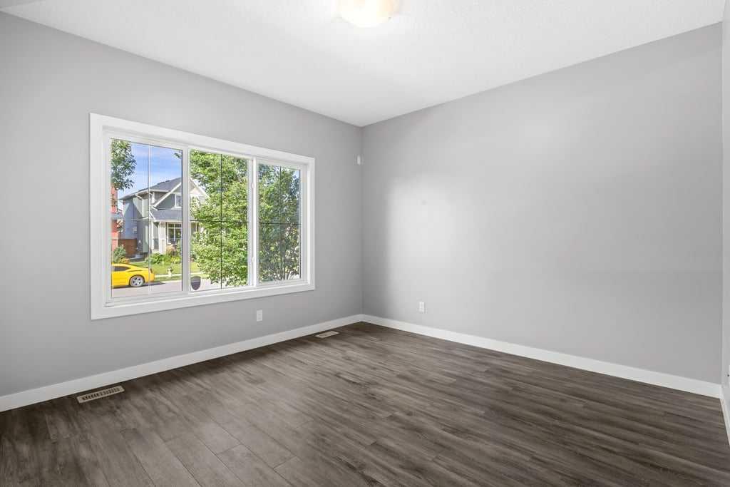 338 Fireside Boulevard 