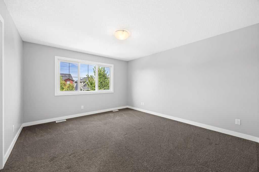 338 Fireside Boulevard 