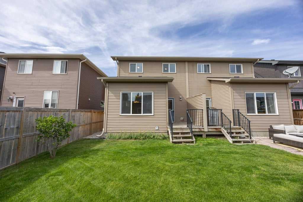 338 Fireside Boulevard 