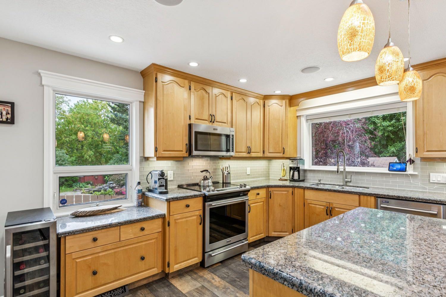 5815 Dalhousie Drive NW