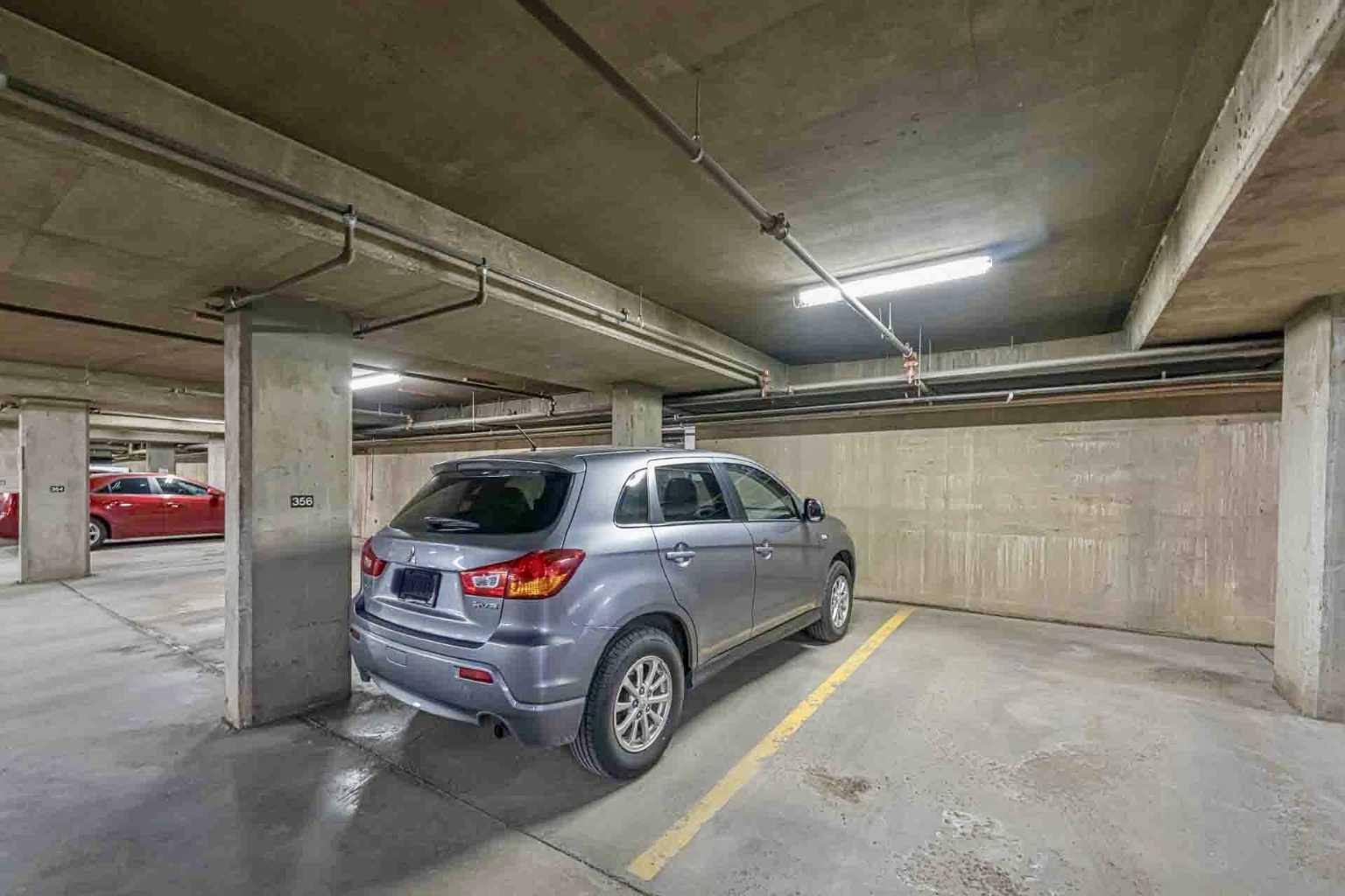 3302, 24 Hemlock Crescent SW