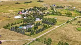 270055 Township Road 234A  