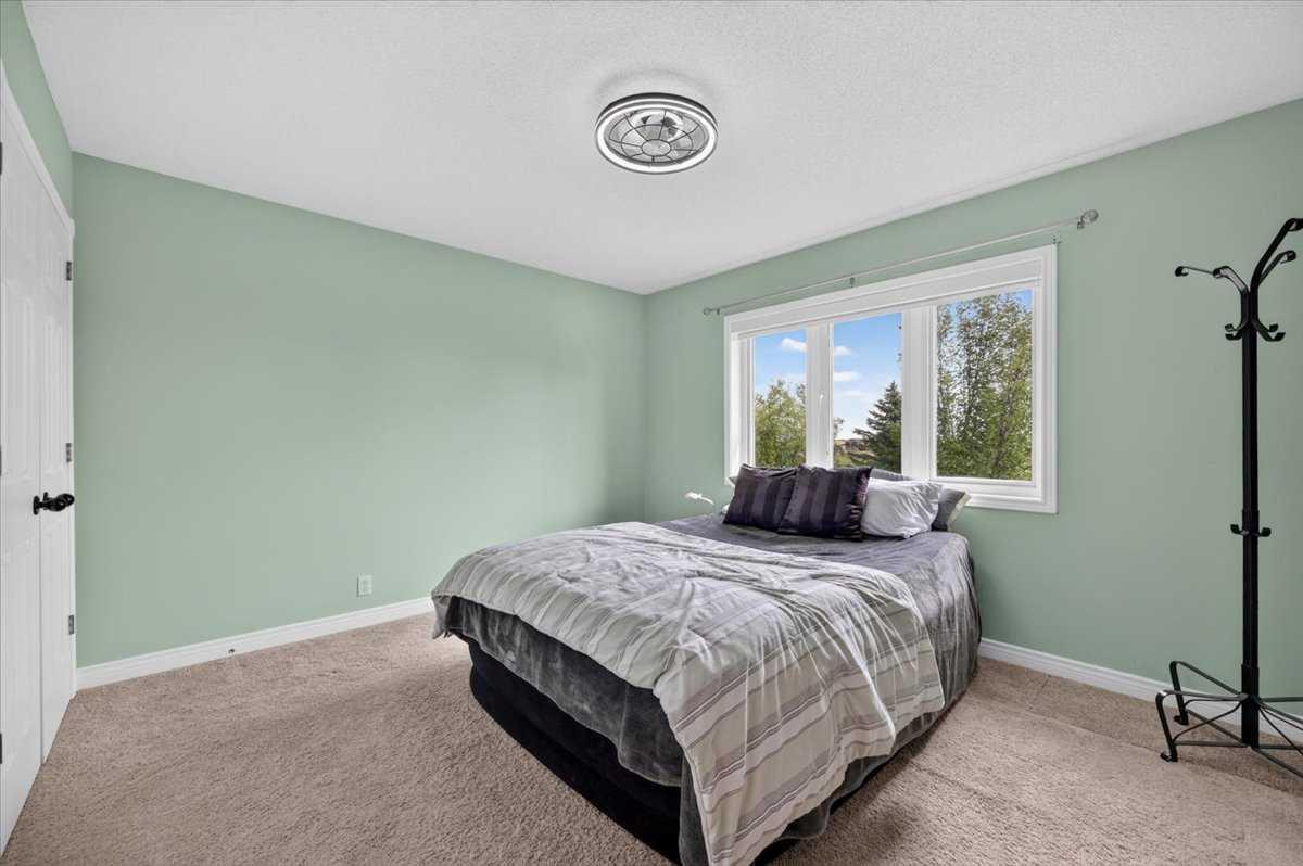 270055 Township Road 234A  