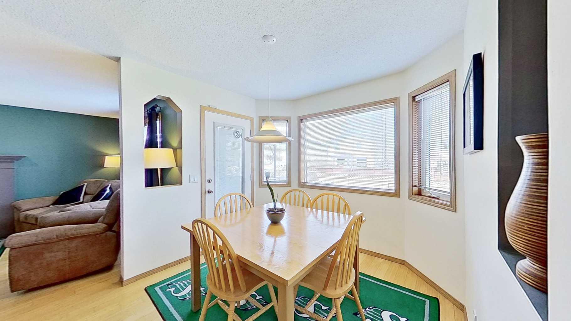 29 Harvest Glen Link NE