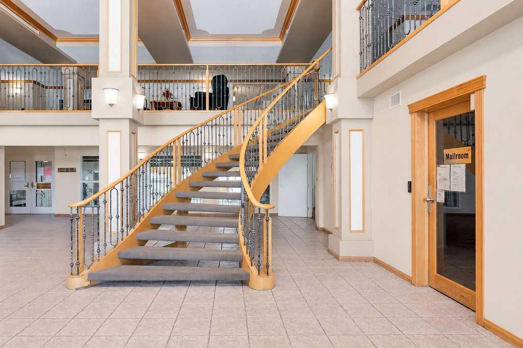 232, 8535 Bonaventure Drive SE