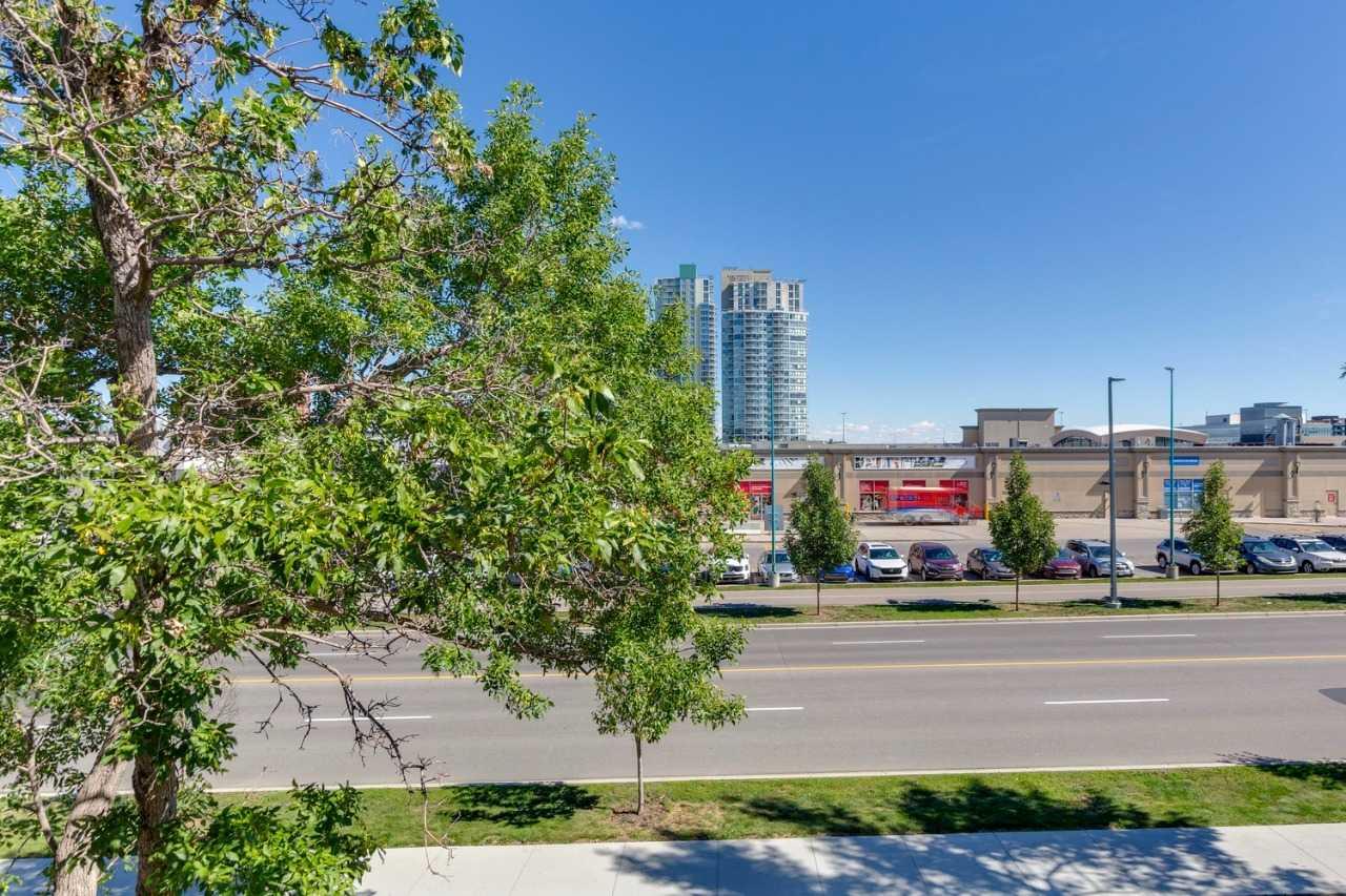 306, 1113 37 Street SW