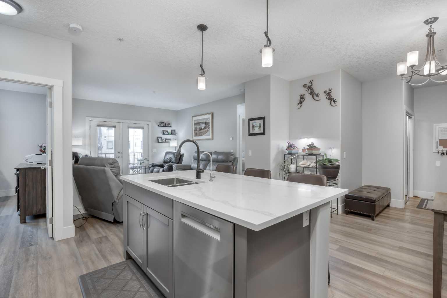 306, 77 George Fox Trail 