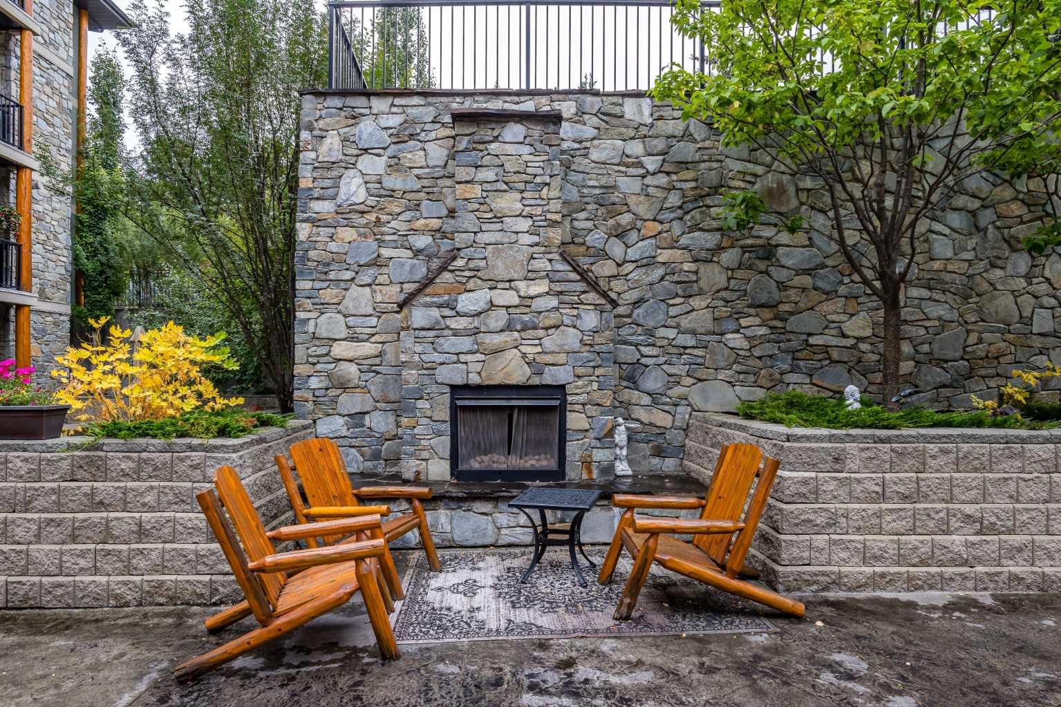 306, 77 George Fox Trail 