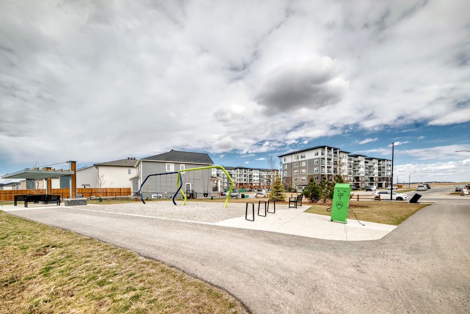 2201, 44 Skyview Parkway NE