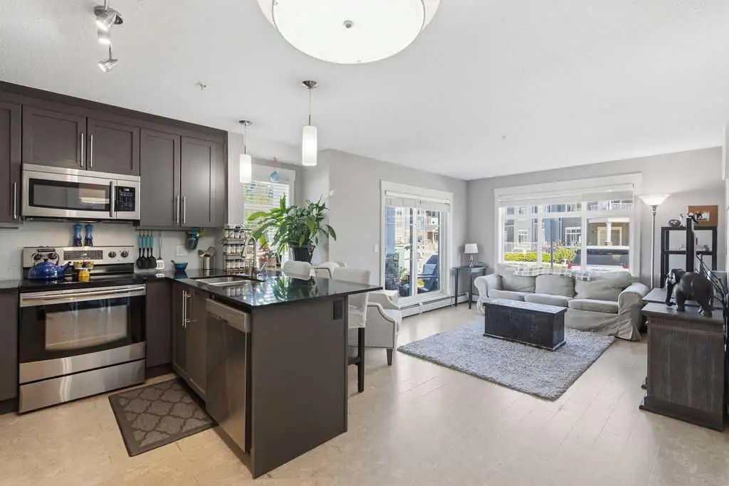 6114, 155 Skyview Ranch Way NE