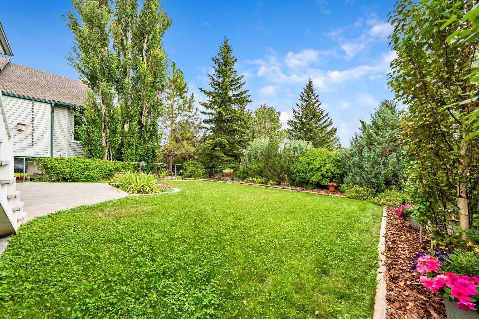 2357 Fairways Circle NW