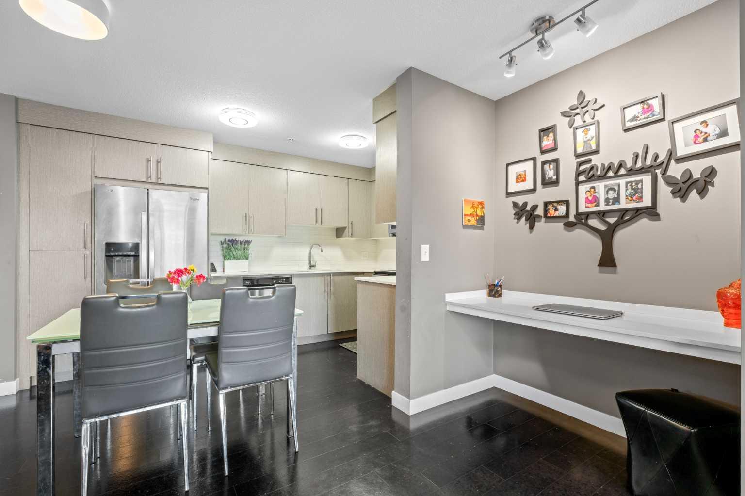 6204, 302 Skyview Ranch Drive NE