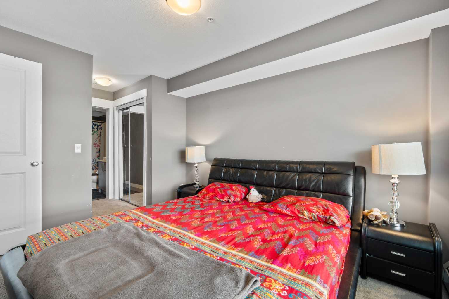 6204, 302 Skyview Ranch Drive NE