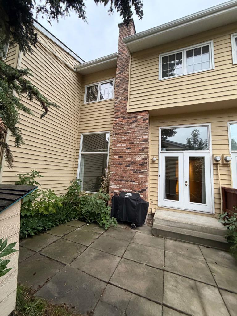 407 Point Mckay Garden NW