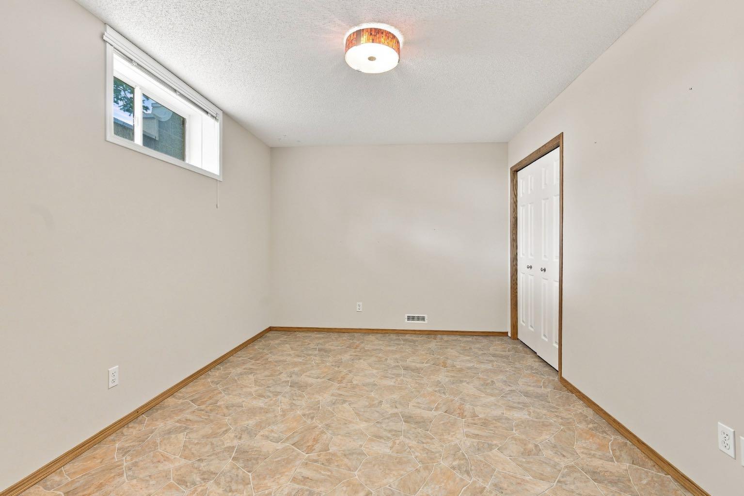 4 Douglasview Park SE